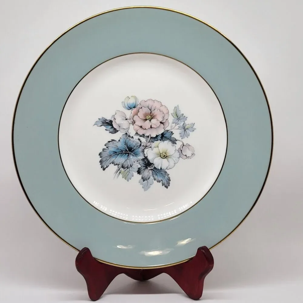 Royal Worcester Woodland Blue Rim Floral Center 10